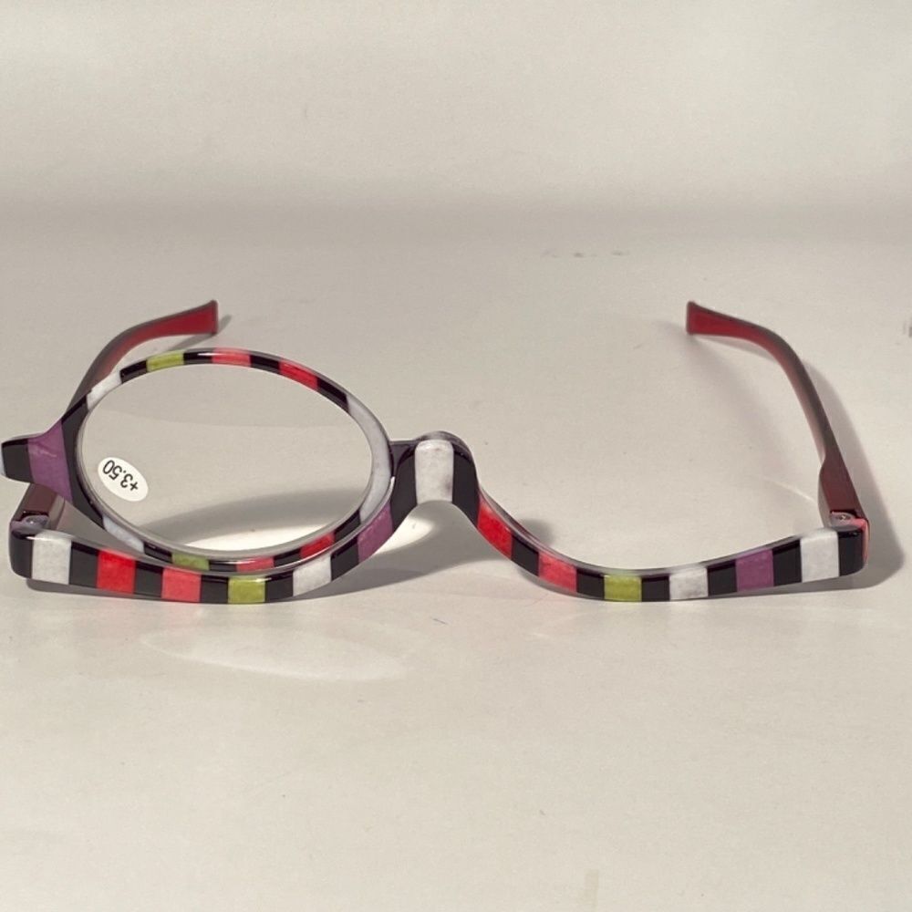 1006 Makeup Cosmetic 3.50 Flip Magnifying Glasses For Precision Application N… - Picture 4 of 7